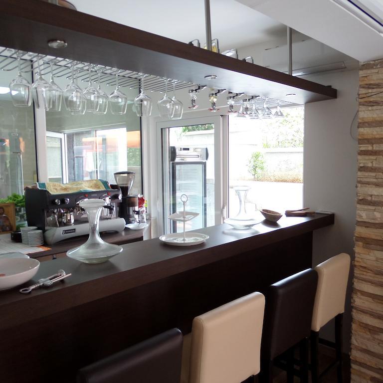 Agape Apartments Tivat Luaran gambar