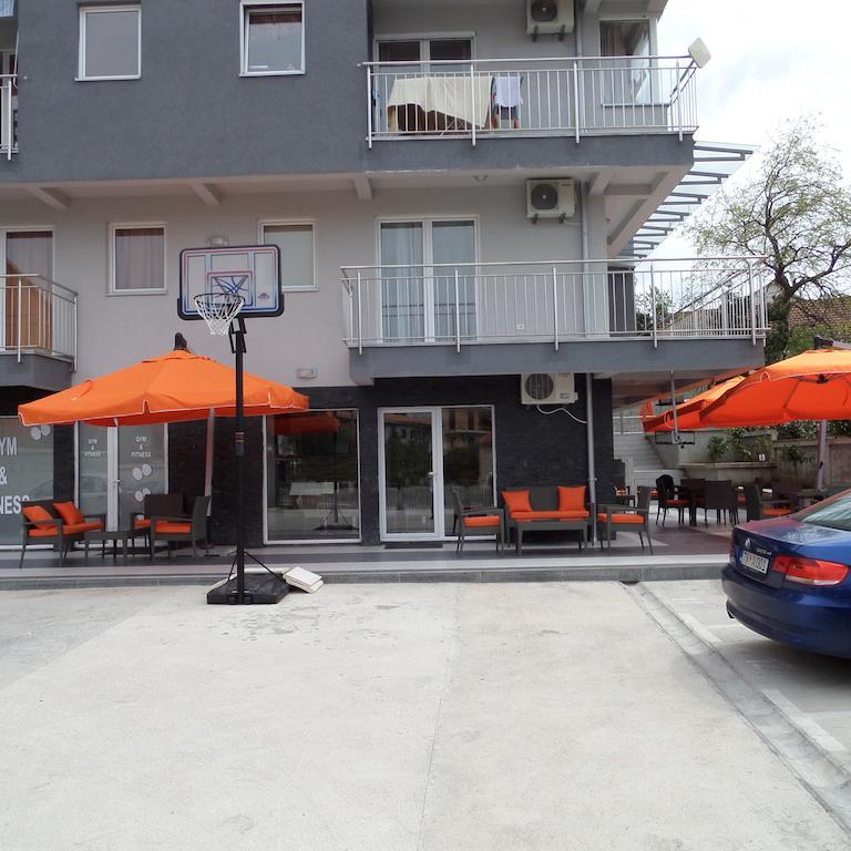 Agape Apartments Tivat Luaran gambar