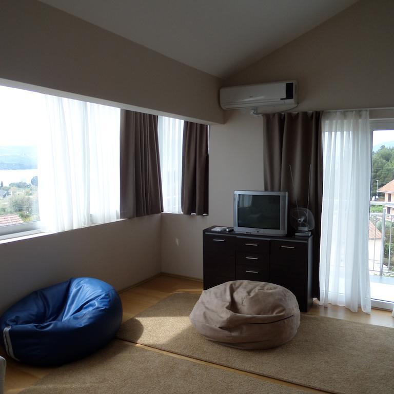 Agape Apartments Tivat Luaran gambar