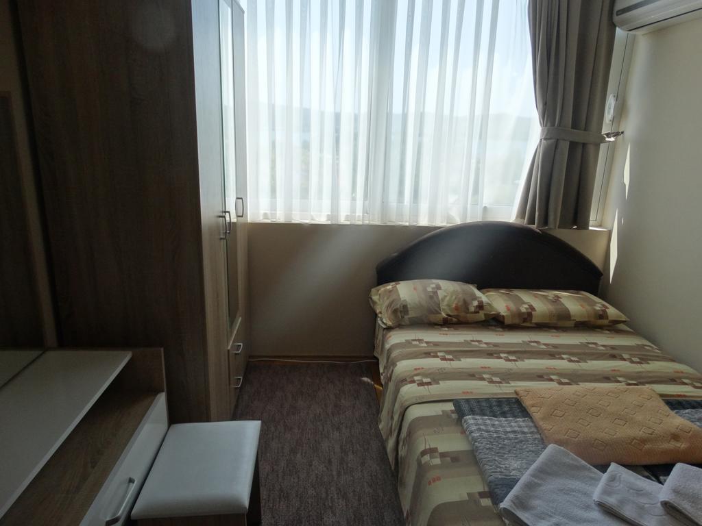 Agape Apartments Tivat Luaran gambar