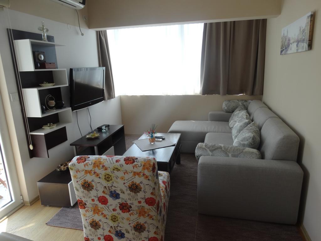 Agape Apartments Tivat Luaran gambar